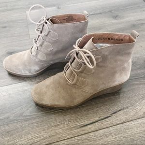 Lucky Brand Jaemma Chukka Booties Size 9.5